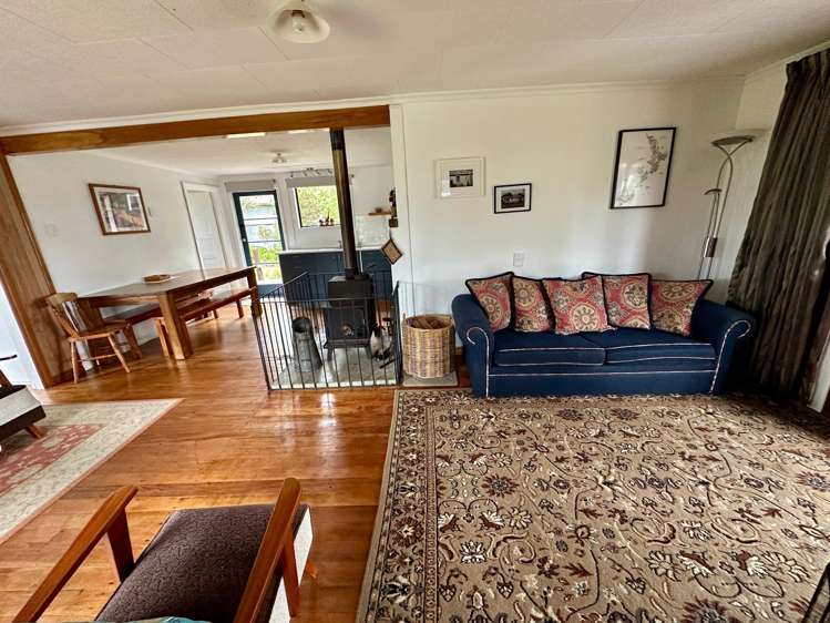 2 Hunter Street Karamea_24