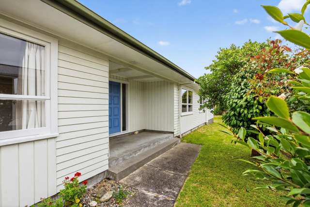 75 Gray Avenue Paraparaumu Beach_2