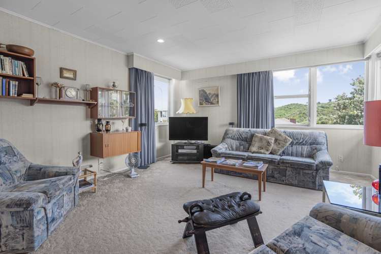 140 Dowse Drive Maungaraki_5