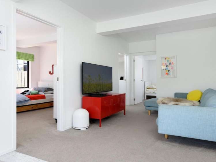 122 Marine Parade Mount Maunganui_17