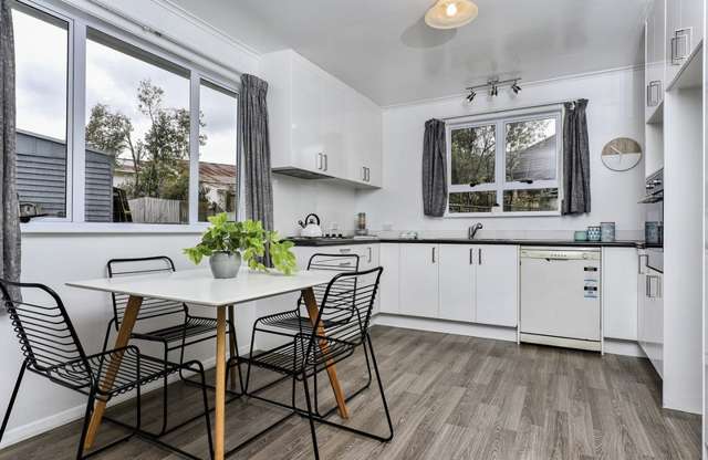 93 Boundary Road Blockhouse Bay_4