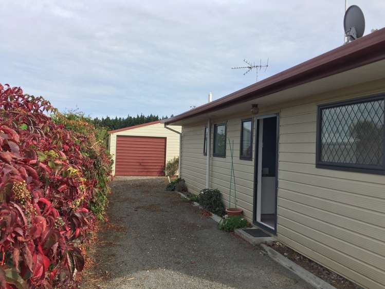 122 Kings Road Leithfield_17