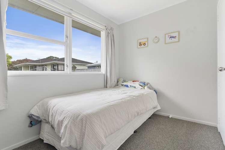 32 Hobart Crescent Wattle Downs_8