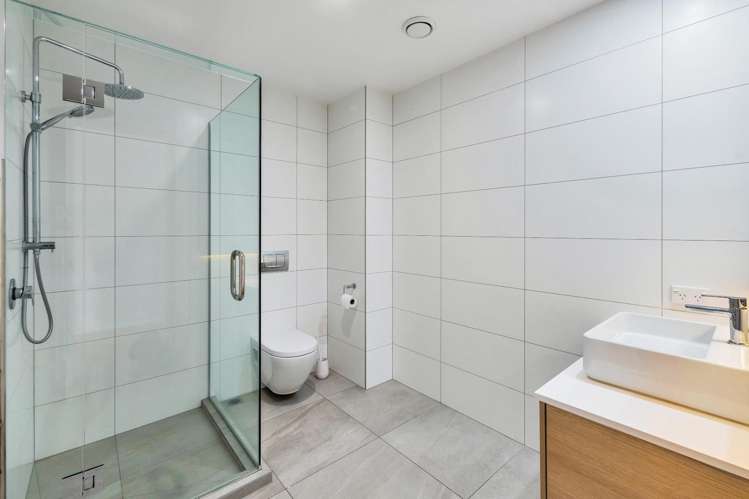 306/10 -12 Mackelvie Street 10031_10