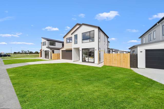 11 Korowhiti Road Clarks Beach_4