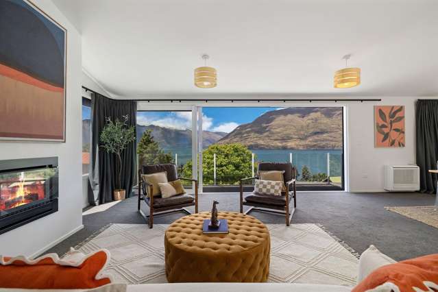 B/8 Moss Lane Sunshine Bay_1