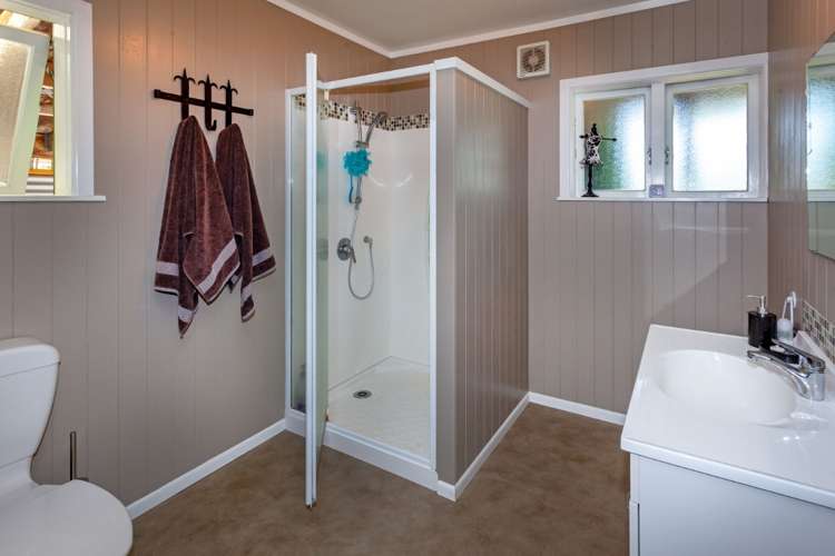 127 Mckellar Place Whangamata_15