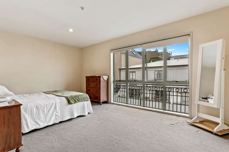 30/10 Ruru Street Eden Terrace_7