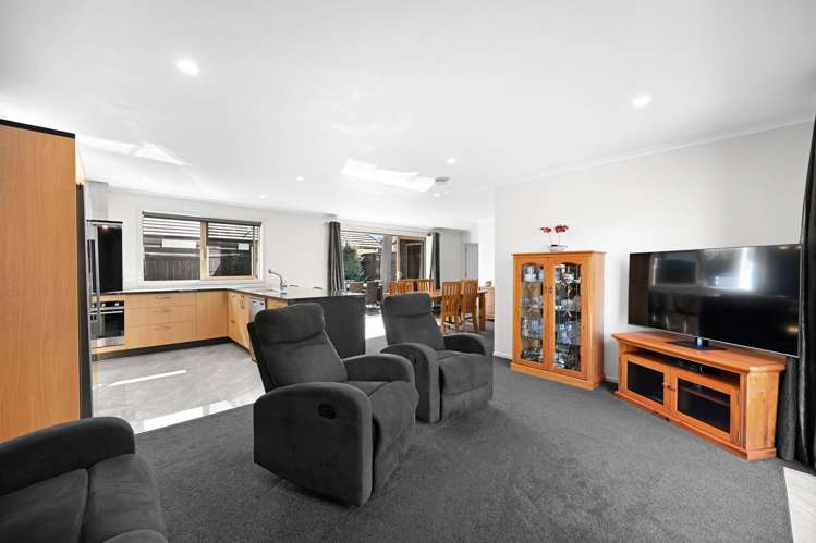 9 Waikaka Place Rototuna North_8