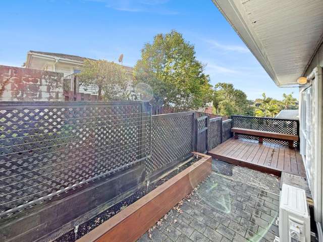 1/23 Lake Road Northcote_1