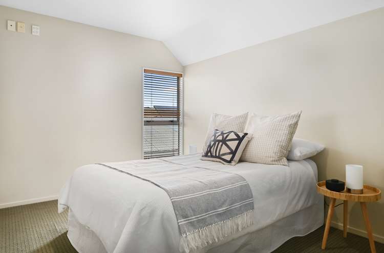 2/1010 Colombo Street Saint Albans_6