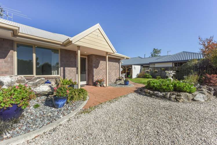 8 Otia Drive_0