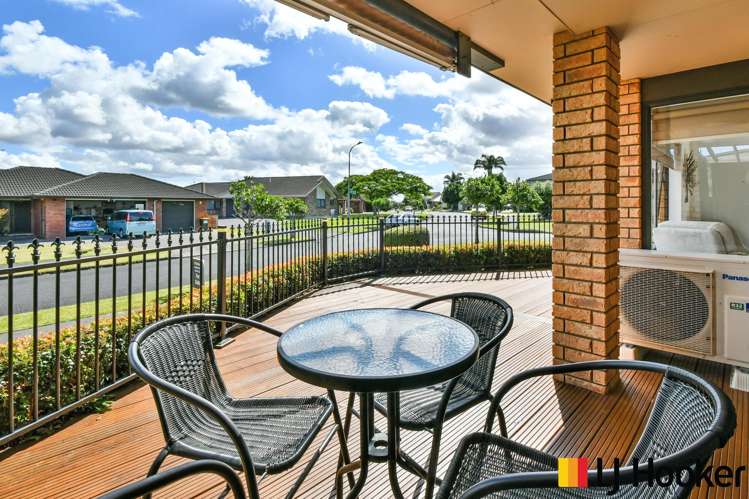 1 Mull Place Wattle Downs_18