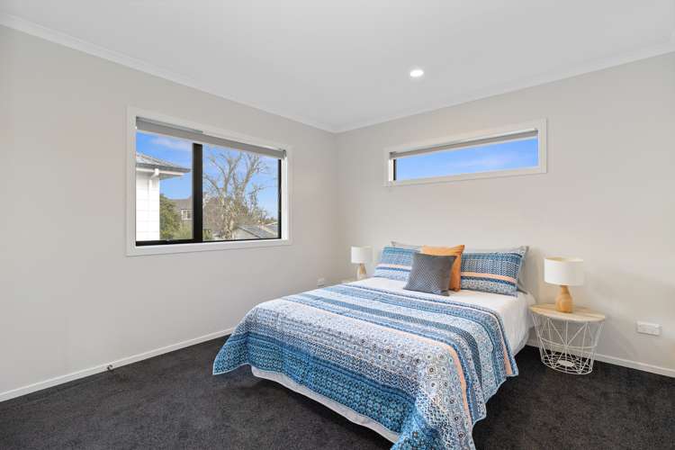 2/52 Carrington Avenue Hillcrest_7