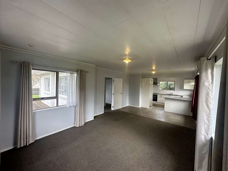 7 Holland Street Pukekohe_4