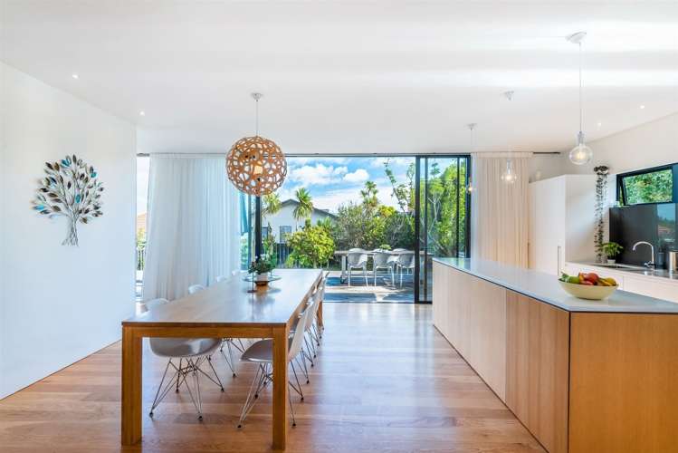 6 Westwell Road Belmont_8