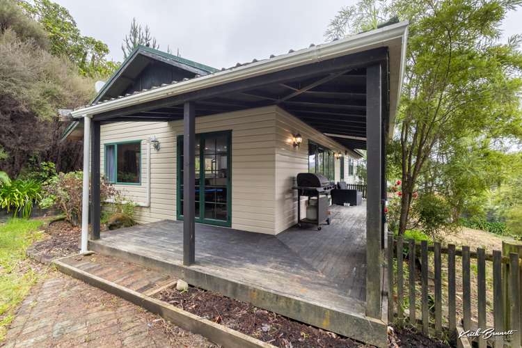 12 Hillside Drive Maoribank_16