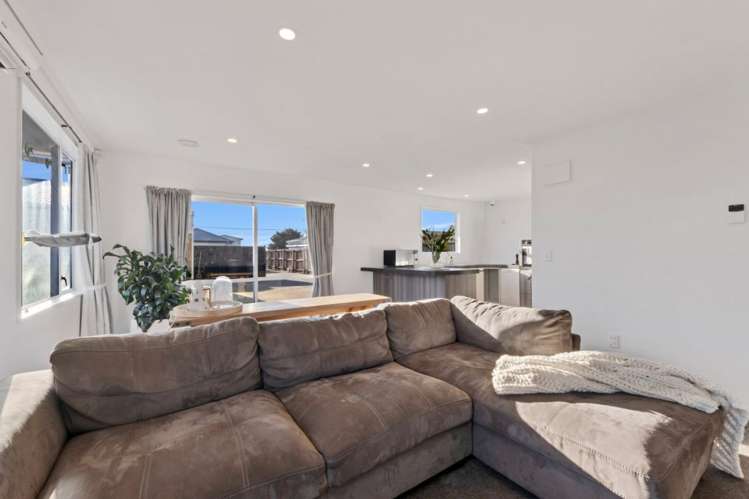 192a Breezes Road Aranui_9