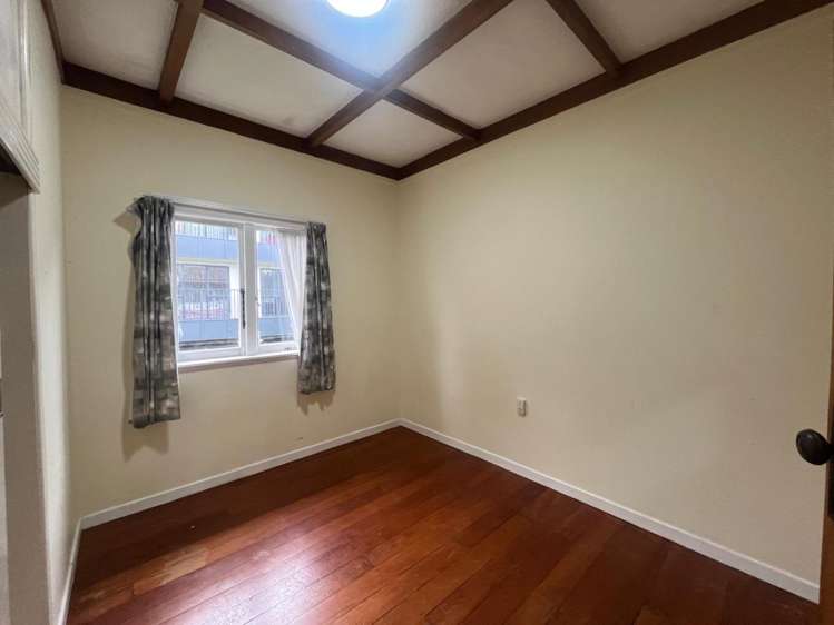 2/425 Great North Road Henderson_3