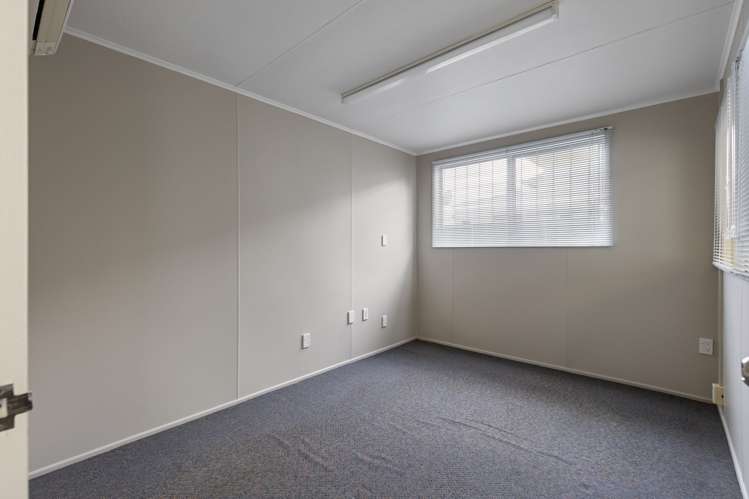 9 Edgeware Road Palmerston North_7