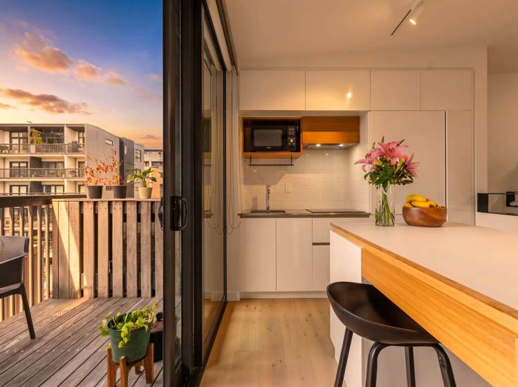 222/38 Khyber Pass Road_5