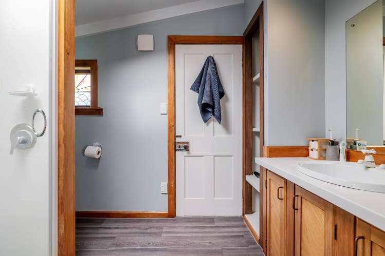 36 High Street Eketahuna_11