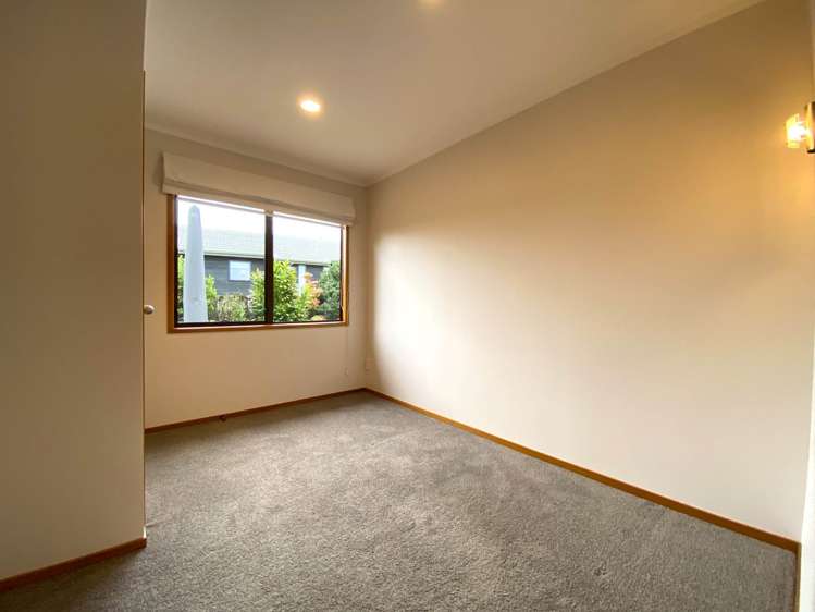 7 Juliet Place Forrest Hill_16