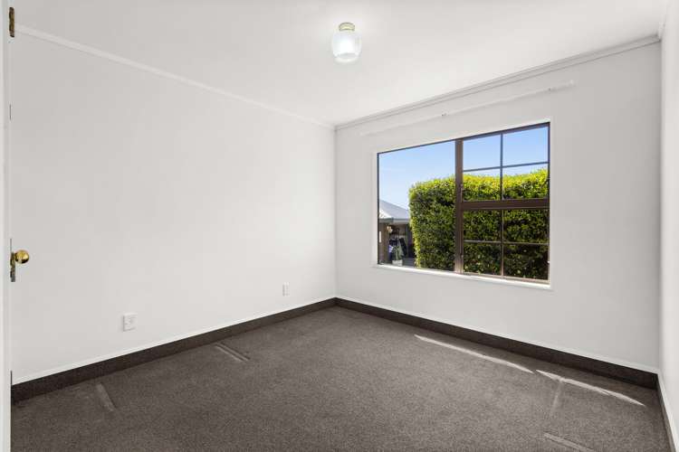 43 Churchill Drive Taradale_11