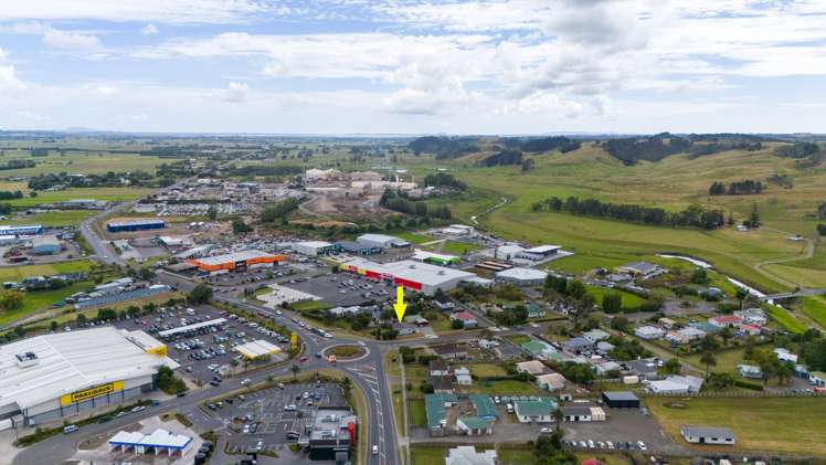 96 North Road Kaitaia_21