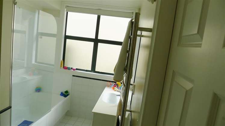 8e Moturoa Street Pipitea_10