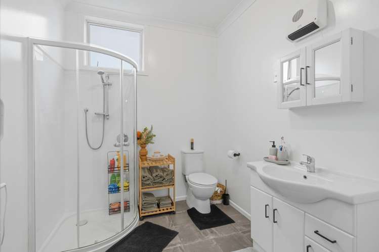 22 Coronation Street Strathern_6