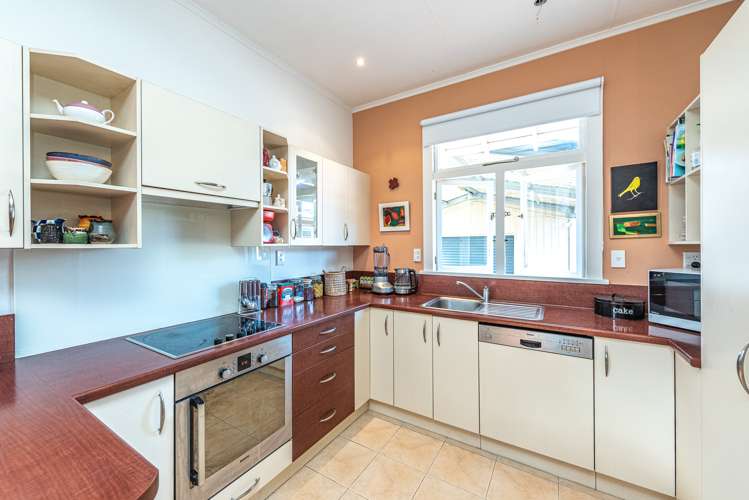 30 Moore Avenue Tawhero_15