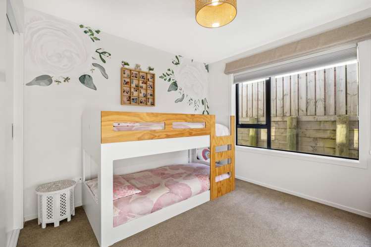 87 Cedarwood Street Woodridge_15