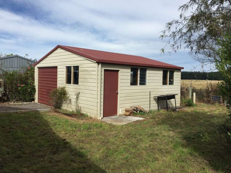 122 Kings Road Leithfield_15