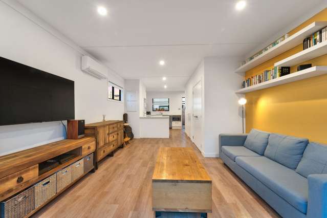 2/2 Brandon Road Glen Eden_4