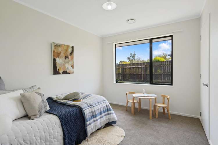 60 Kingsford Drive Stoke_17