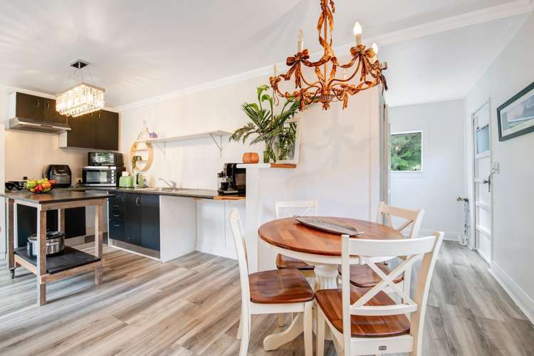 73A Gledstane Road Stanmore Bay_5