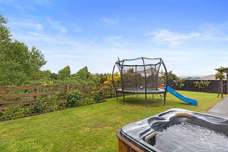 10 Carex Close Pyes Pa_24