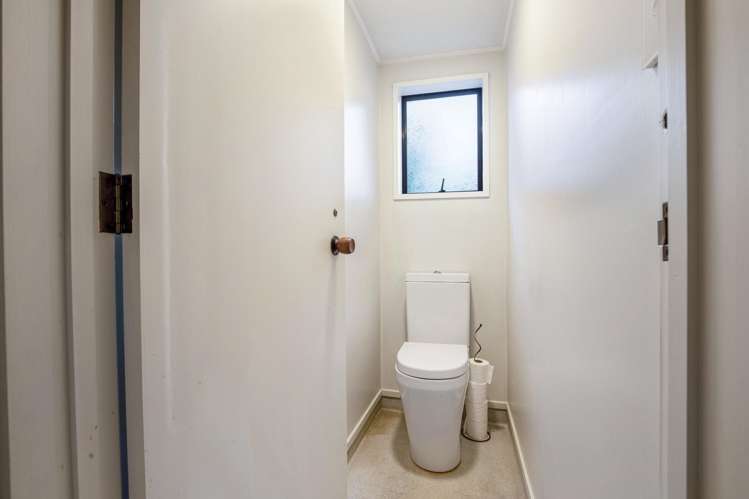 2/10 Nortons Road Avonhead_17