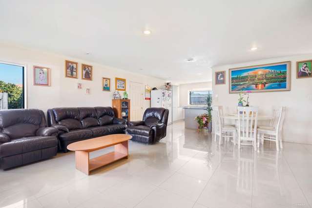 27 Mckittrick Avenue Flat Bush_3