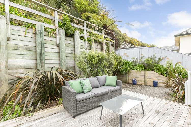 25 Derry Hill Churton Park_14