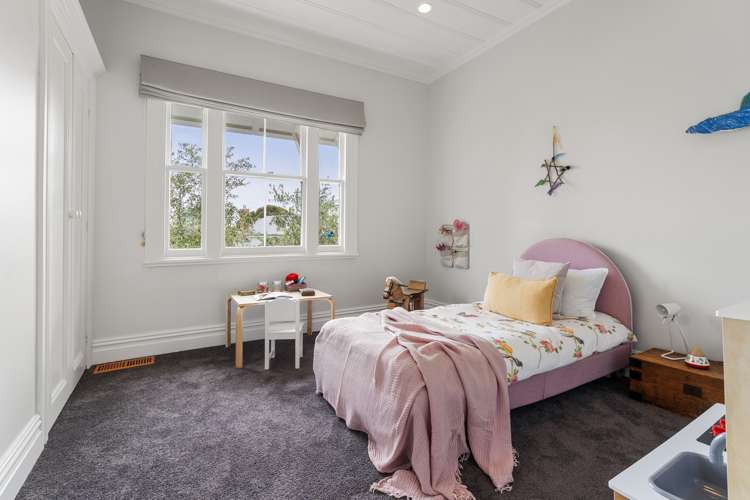 42 William Bond Street Stanley Point_13