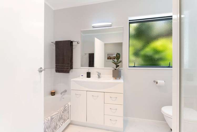 19 Bateleur Close Welcome Bay_12