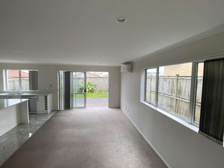 14 Shelby Lane Flat Bush_1