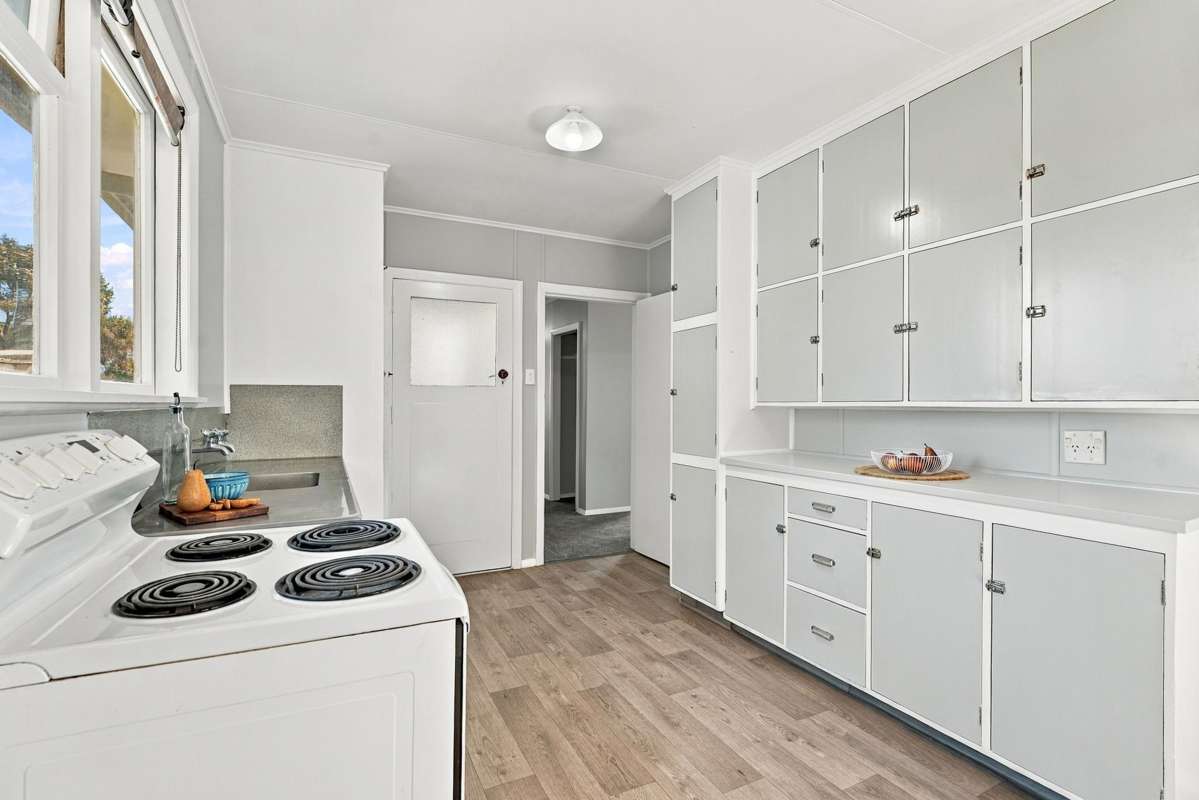 23 Churchill Crescent_5