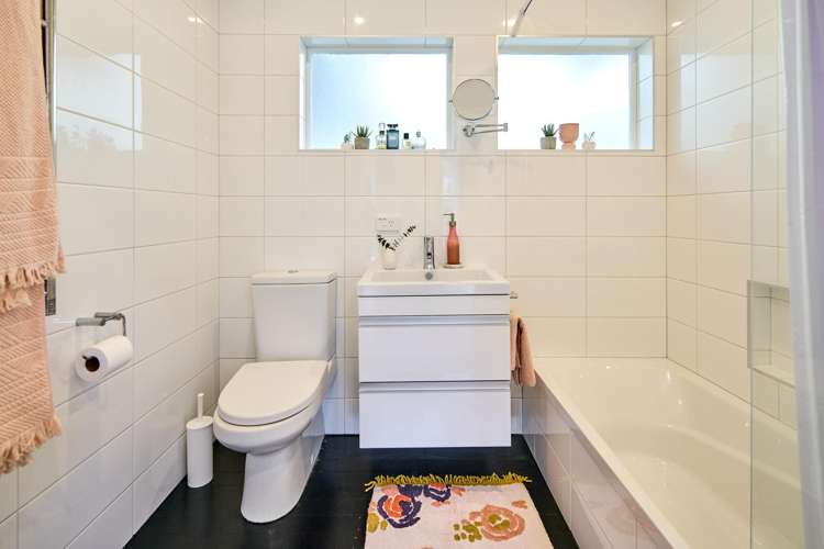 3 Surrey Street Tawa_14