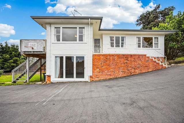Freshly Renovated 3BR Family Home | Fully Fenced |