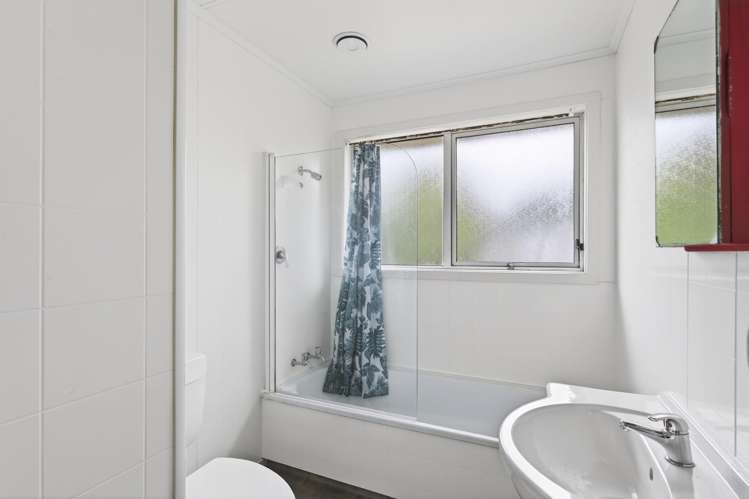 2 Newlyn Place Welbourn_11