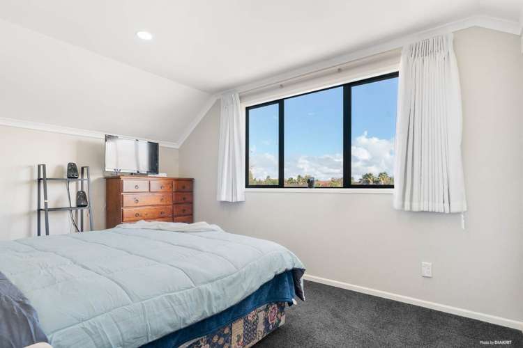 28 Trossach Place Wattle Downs_24