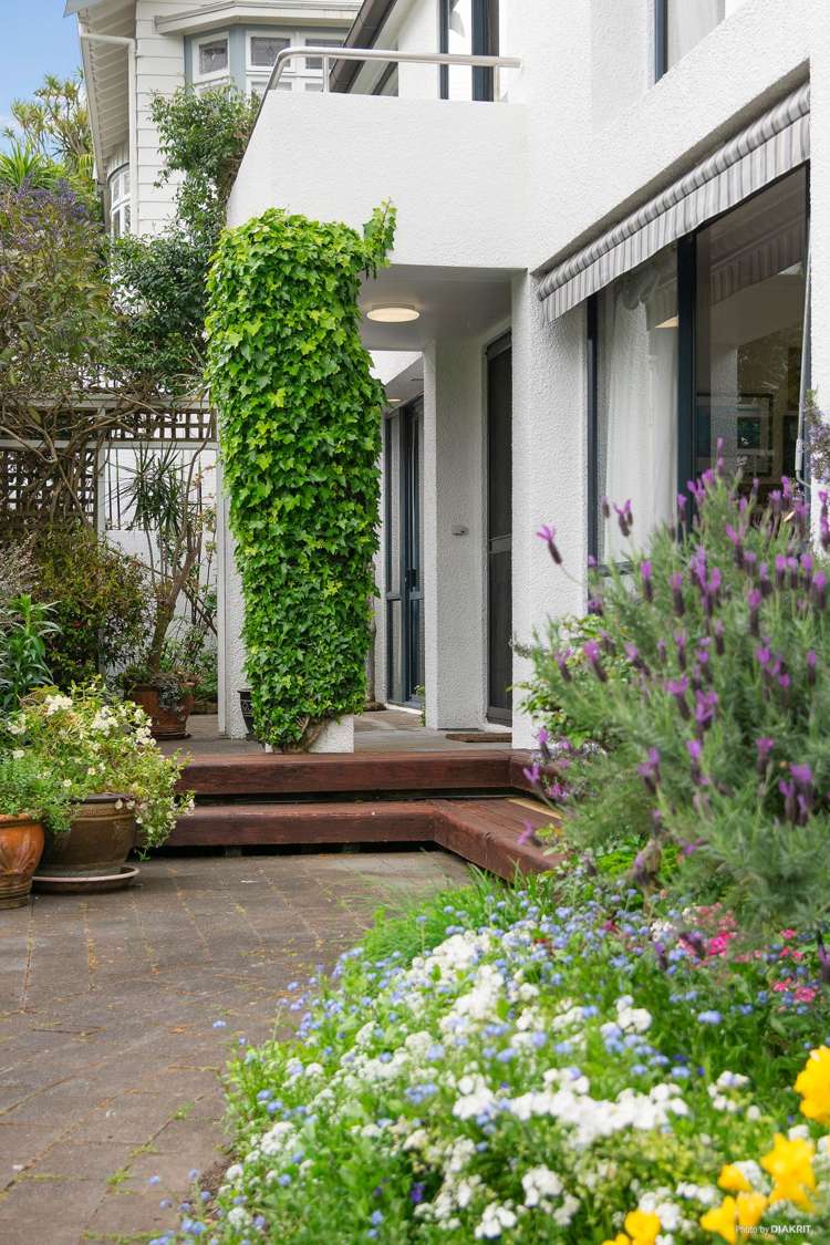 2/72 Wairoa Road Narrow Neck_8